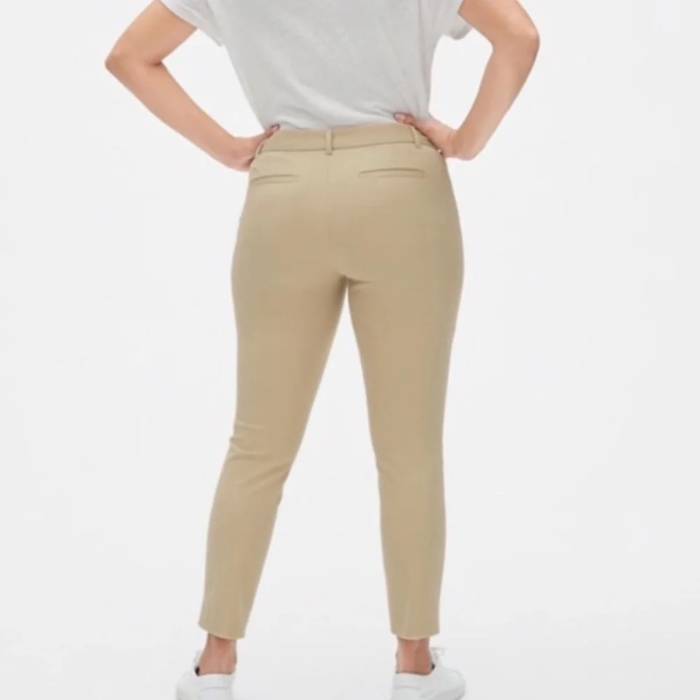 GAP Signature Skinny Ankle Pants - Beige - Picture 3 of 3